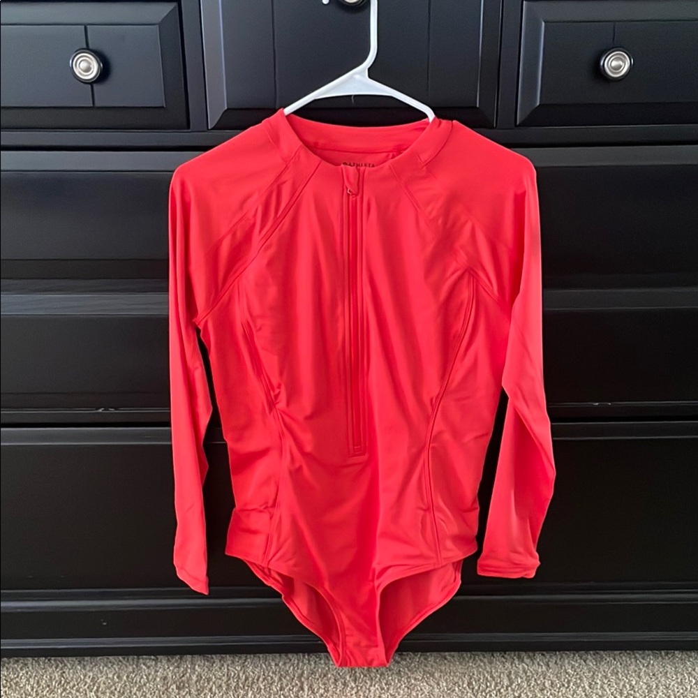 NWT: long sleeve Athleta swimsuit